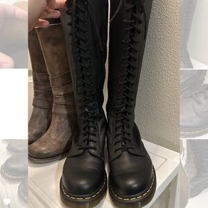 MINT Doc Martens Knee High 1B60 20-Eye Boots
